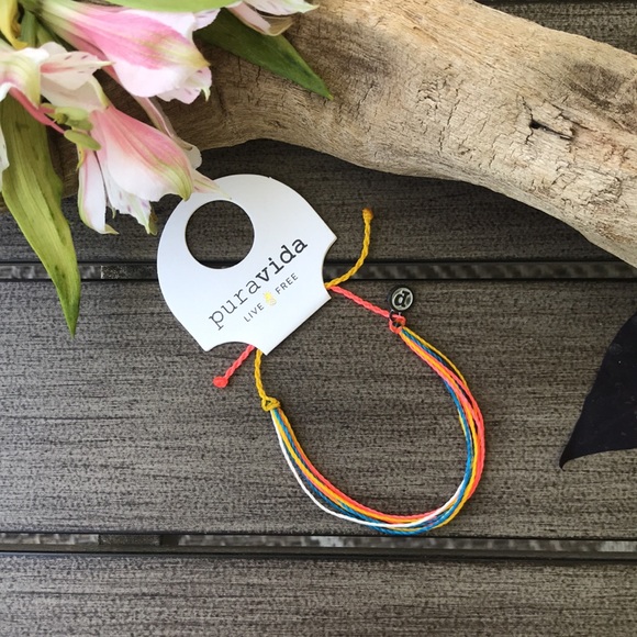 🌸🌿Pura Vida Adjustable Bracelet🌿🌸 - Picture 4 of 5